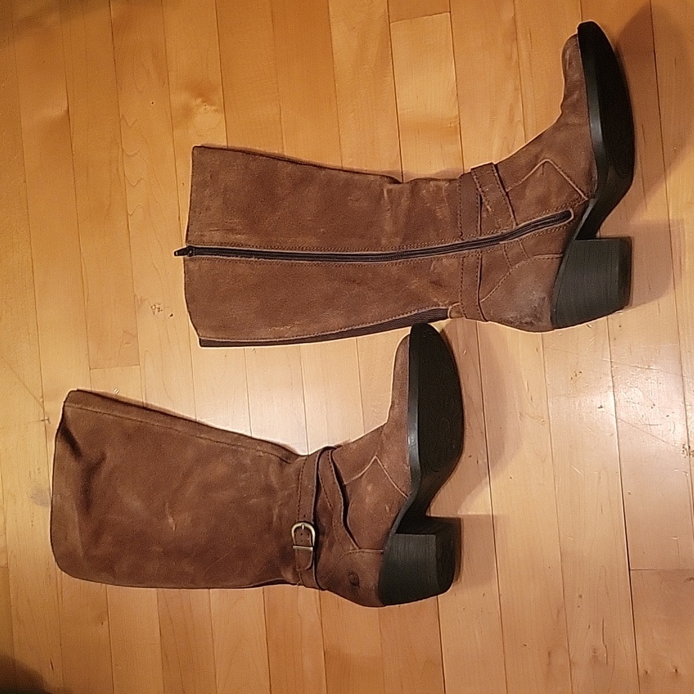 Born Boots - Picture 2 of 5